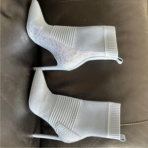 Steve Madden Light Gray Mesh Ankle Booties